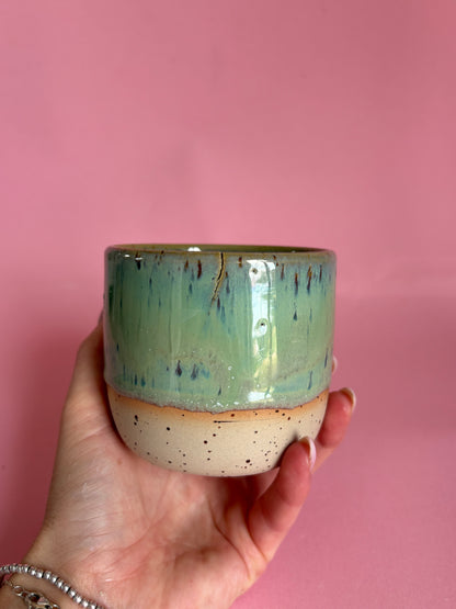 B-Ware Magic Cup