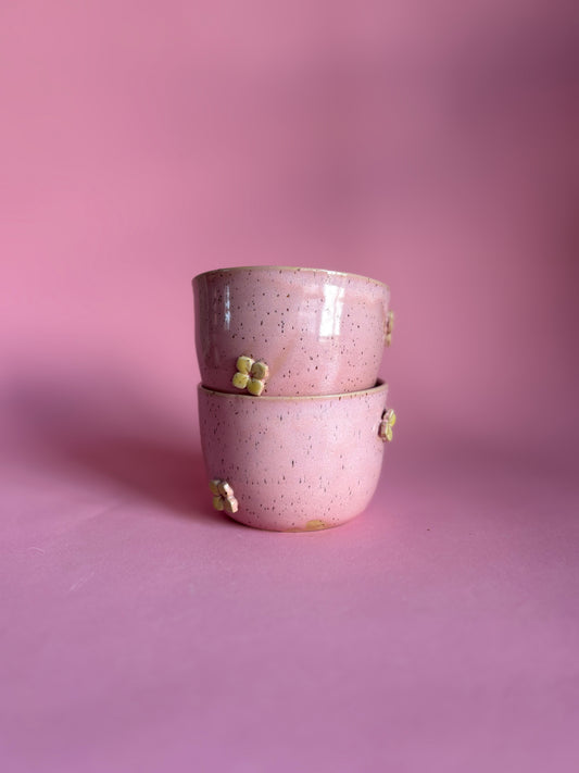 Blümchen Becher