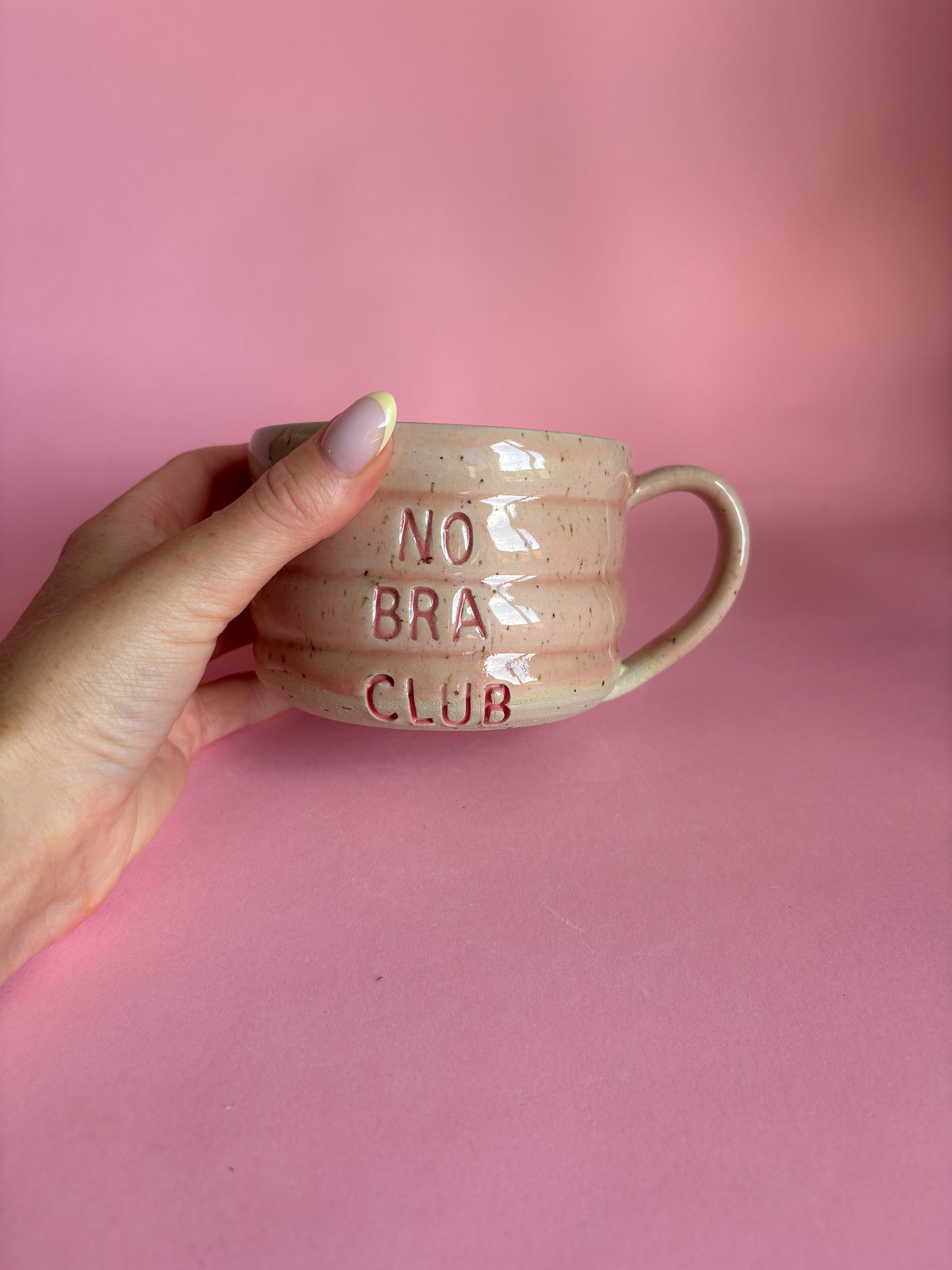 No bra Club Tasse ohne Herz