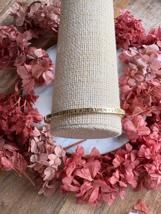 Mantra Armreif Einatmen Ausatmen lächeln