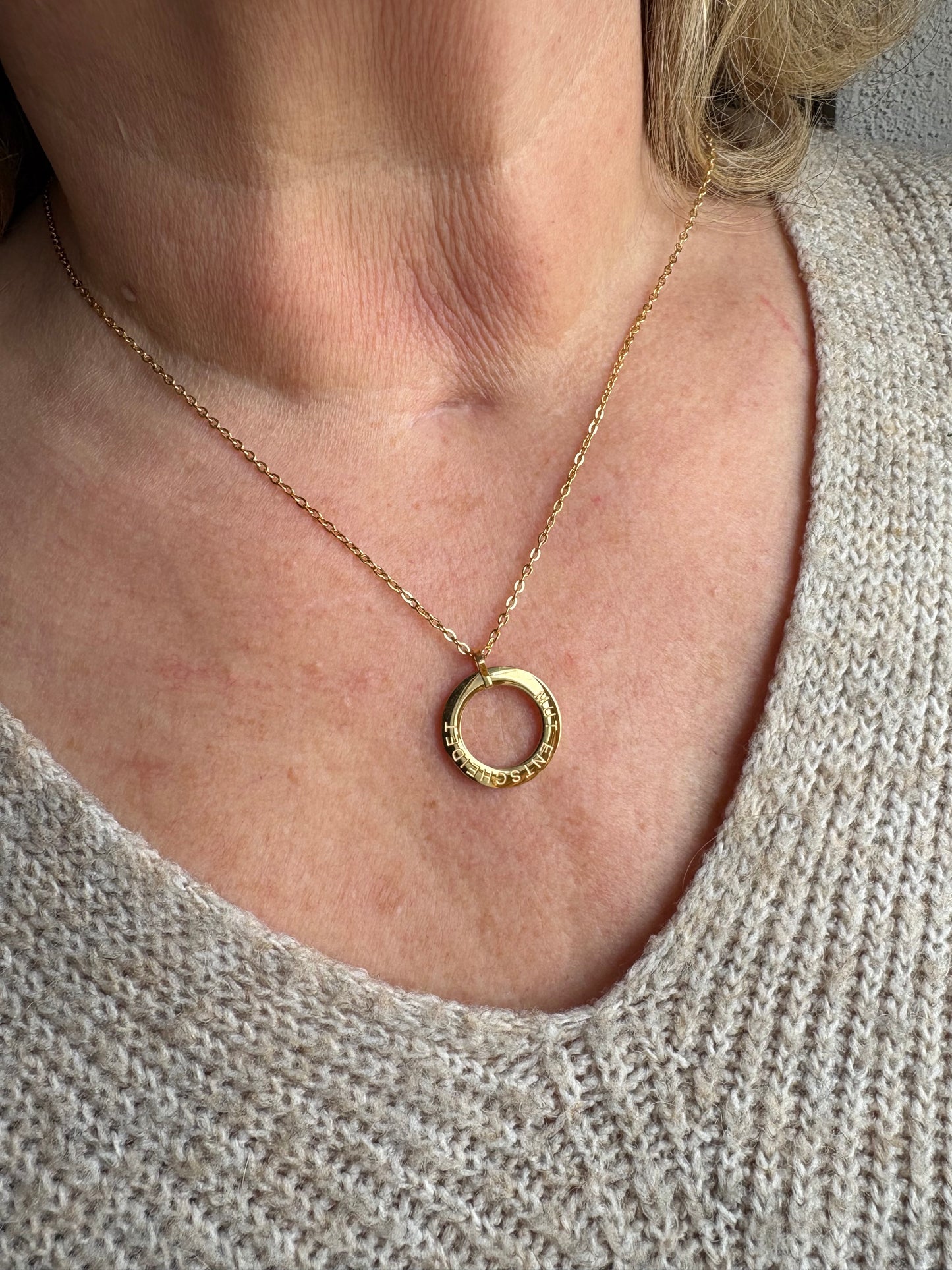 Mantra Kette Gold